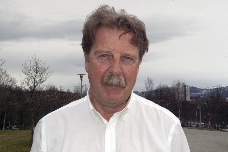 Jürgen Mienert er direktør i CAGE ved UiT, som forsker på gasshydrater og metanutslipp fra havbunnen. 